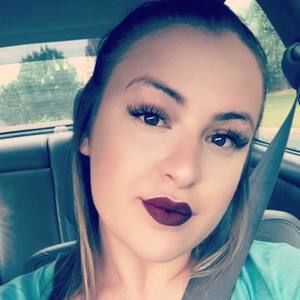 Meet your Posher, Halle